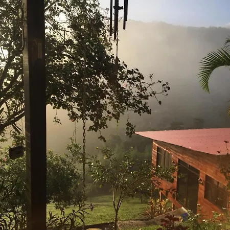 Navarro Mountain Cartago Exterior photo